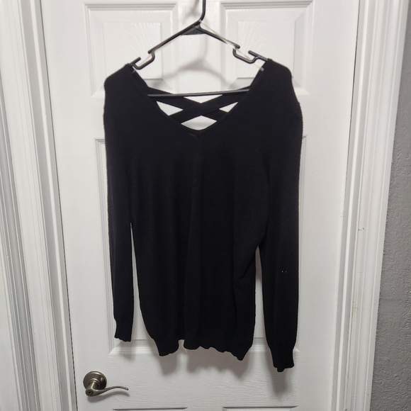 Chic Black Sweater with Cross Back Detail - Picture 1 of 4